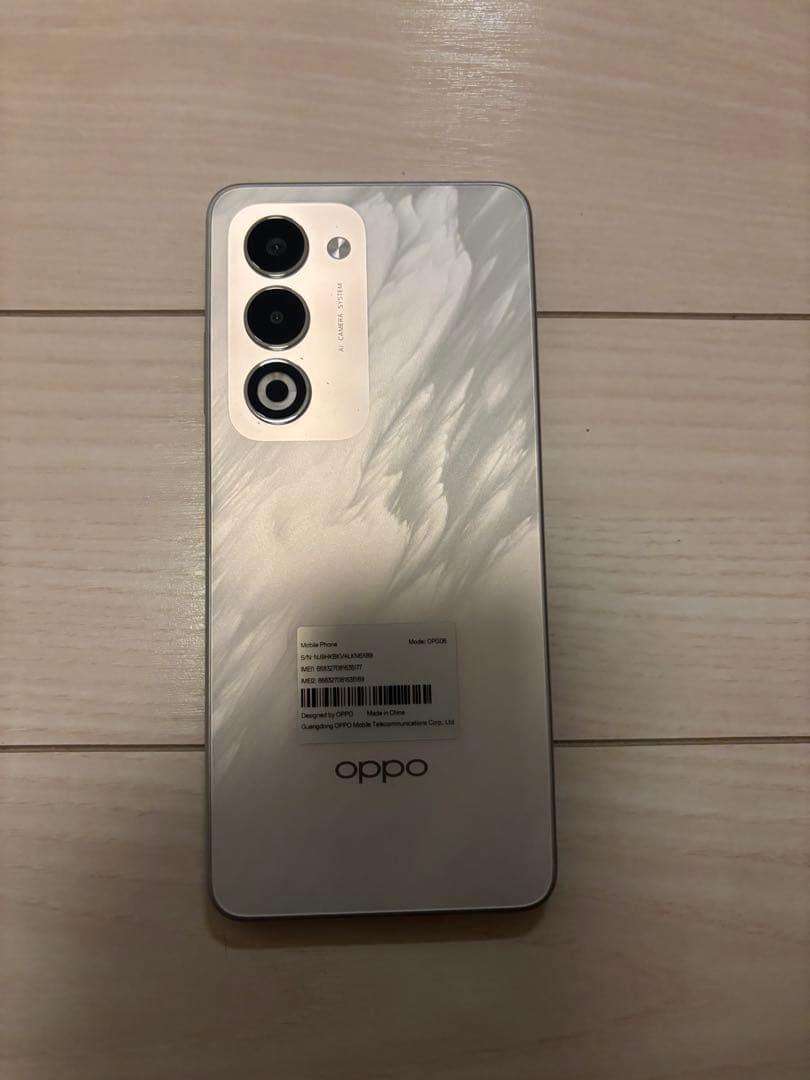 OPPO A5 5G 本体 2025年12月4日発売新機種　ホワイト