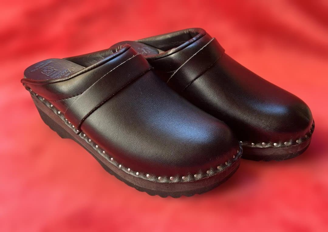 Y*ー様 値下げ中TROENTORP（トロエントープ）/サボ/ 黒/37/本革