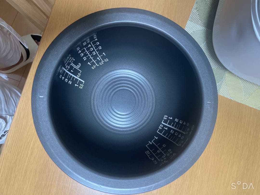 東芝 真空 IHジャー 炊飯器 RC-10Vxj 5.5合炊き 2016年製