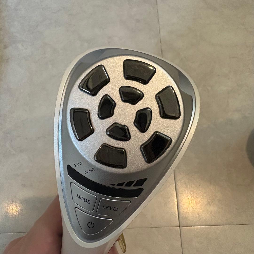 ルクセア　ヴィサージュ S 美顔器