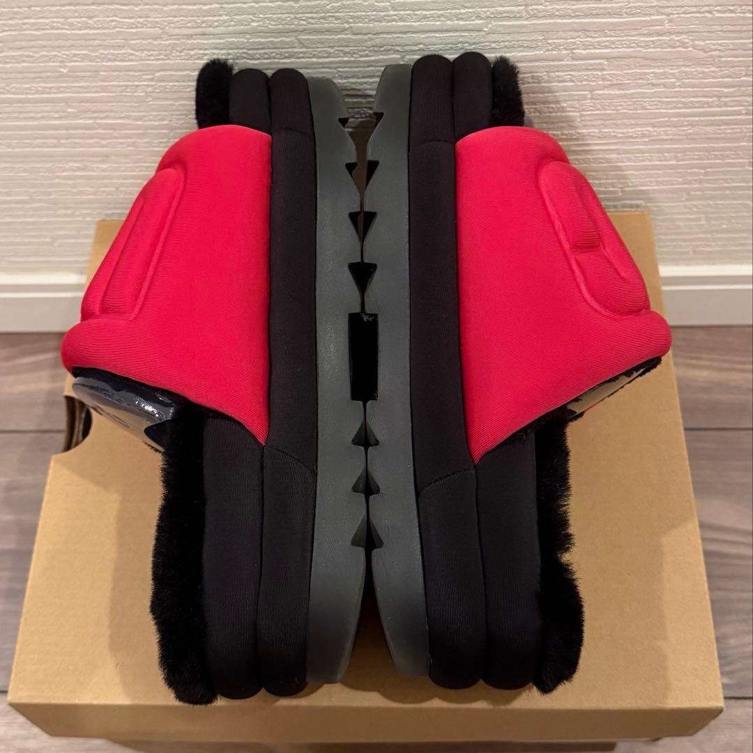 UGGマキシグラフィックスライド厚底サンダル