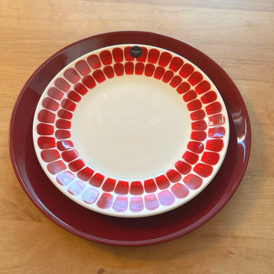 廃盤品アラビアkoko26cm/新品24hトゥオキオレッドプレート20cm×2