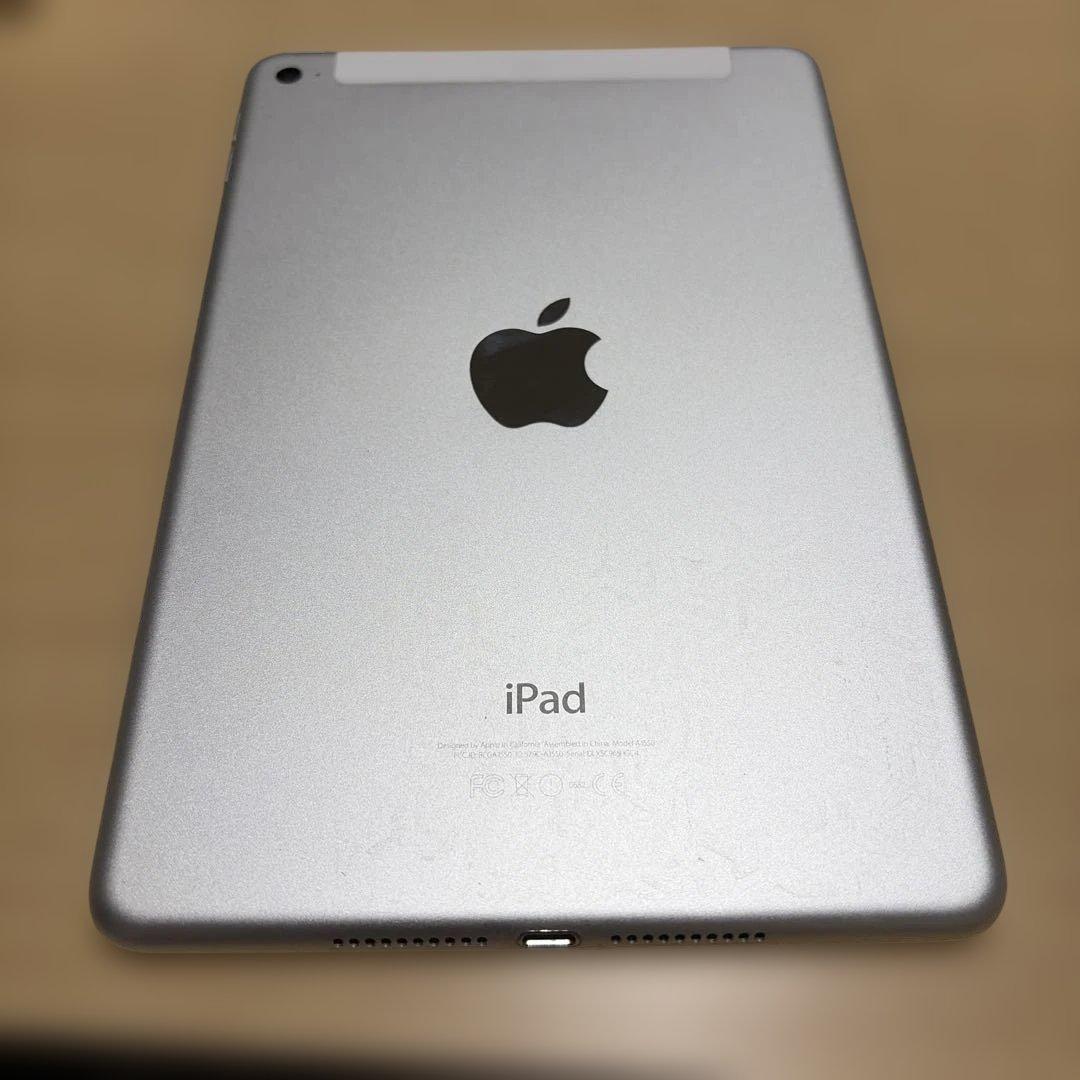 iPad本体 iPad mini 4