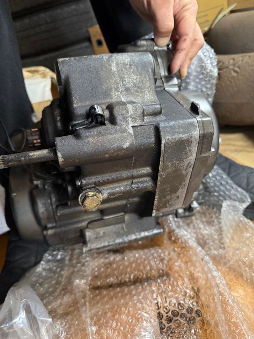 サイタマ　SUZUKI ガンマ125 エンジン腰下　本体