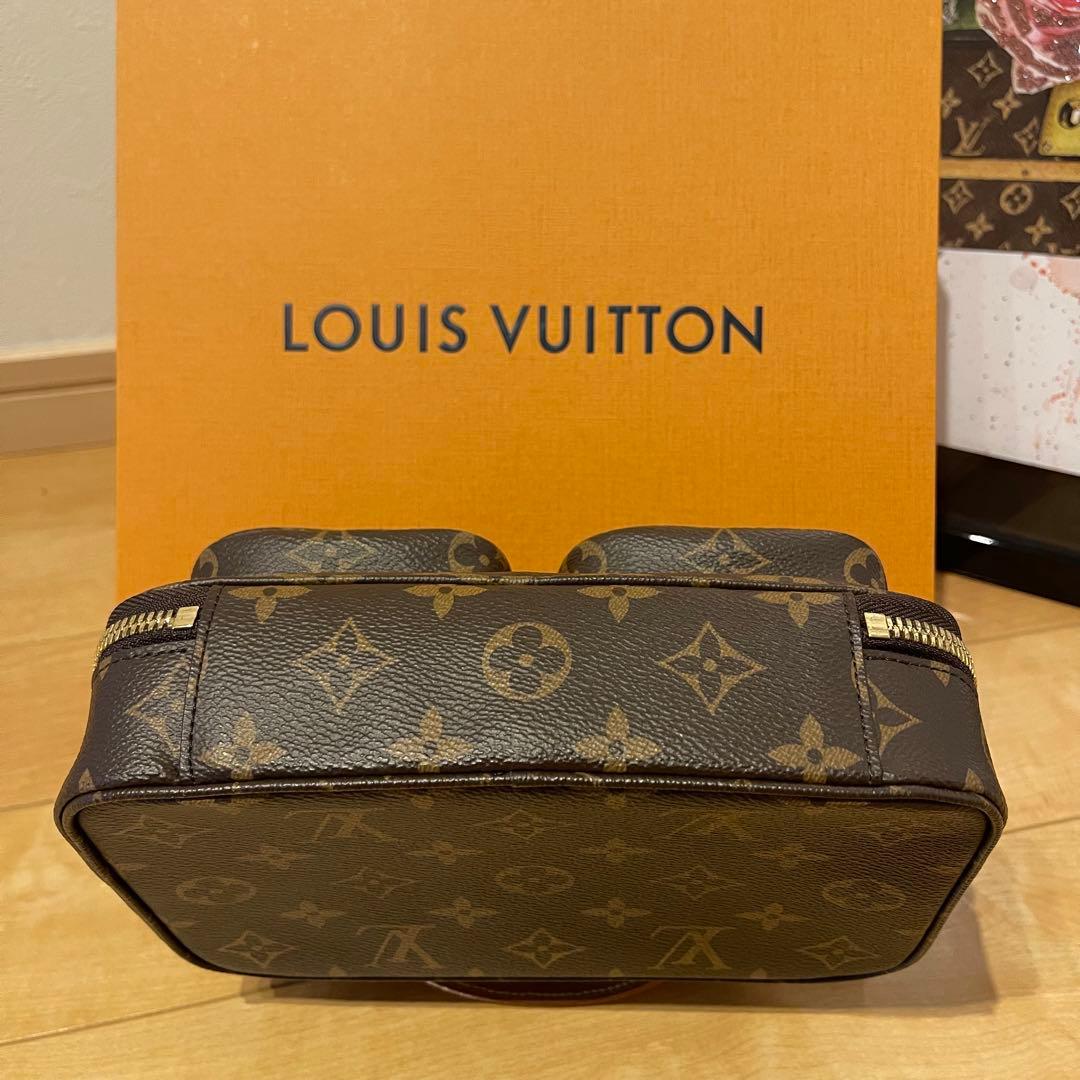 LOUIS VUITTON ユーティリティ クロスボディバッグ モノグラム