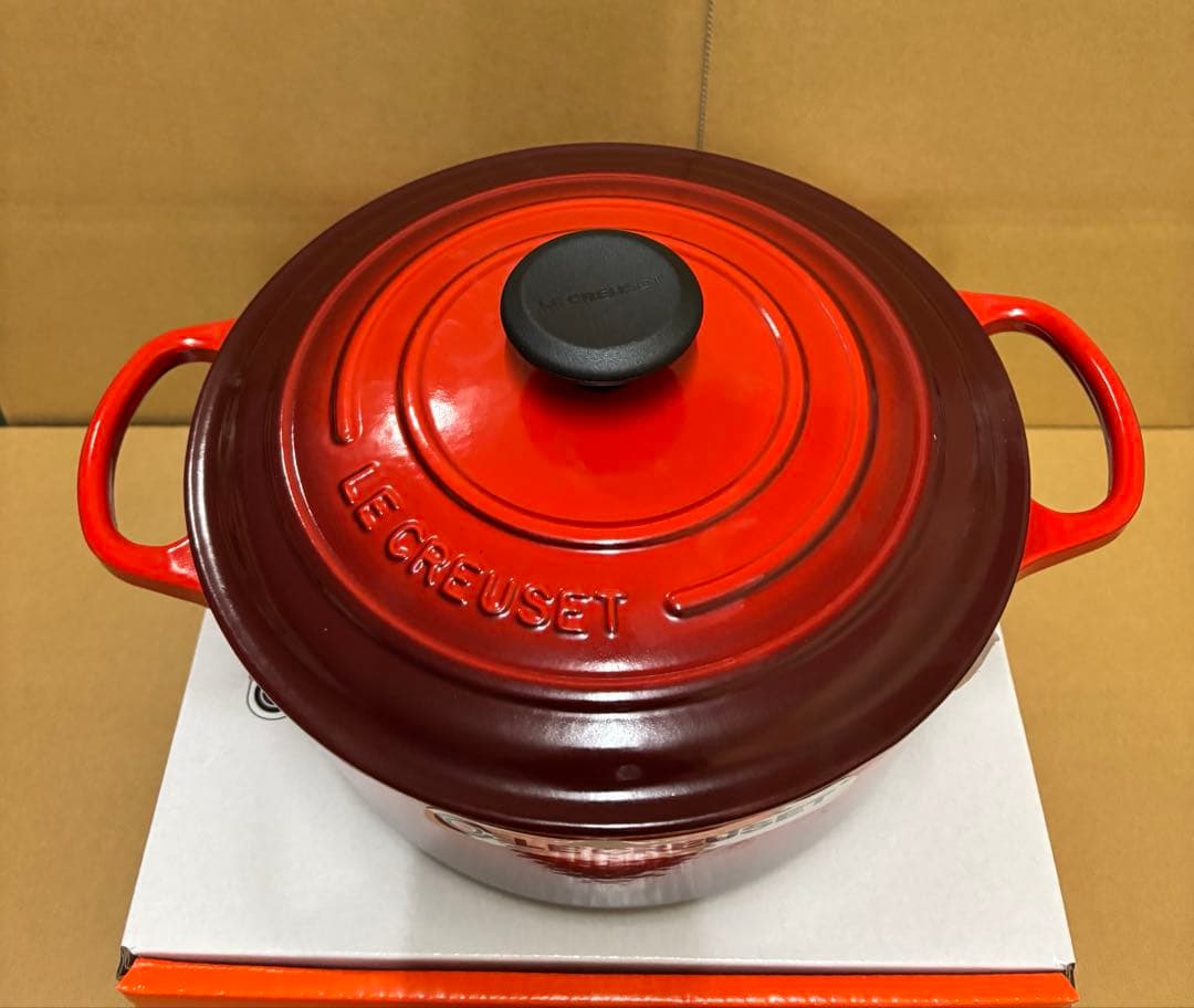 ルクルーゼ　シグニチャー ココット・ロンド 24cm チェリーレッド