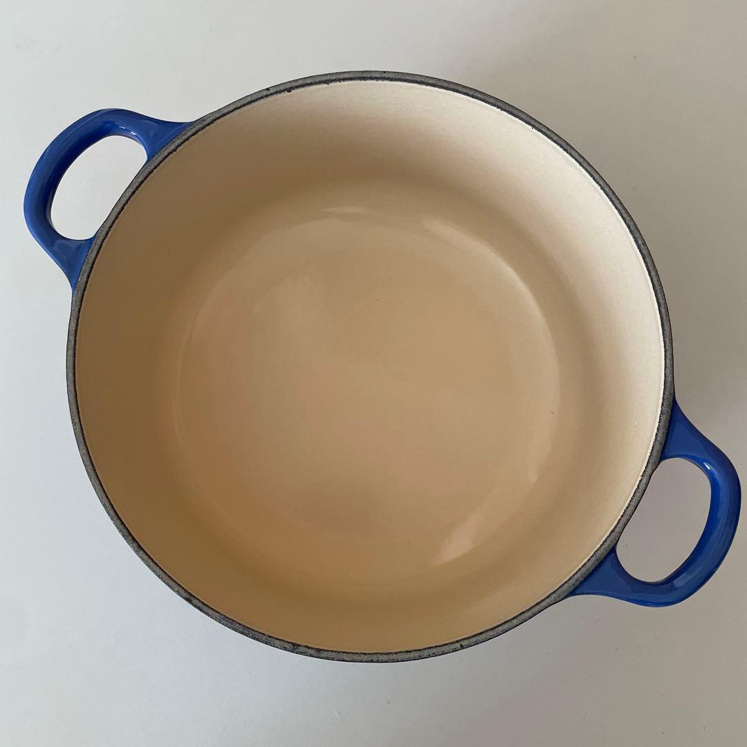 美品 ル クルーゼ ココットロンド 両手鍋 希少色 青 ブルー