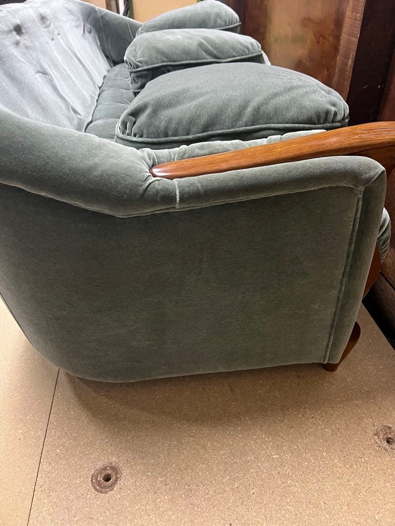 マルニ木工　ベルサイユ　ベルベット グリーンソファ 3人掛け