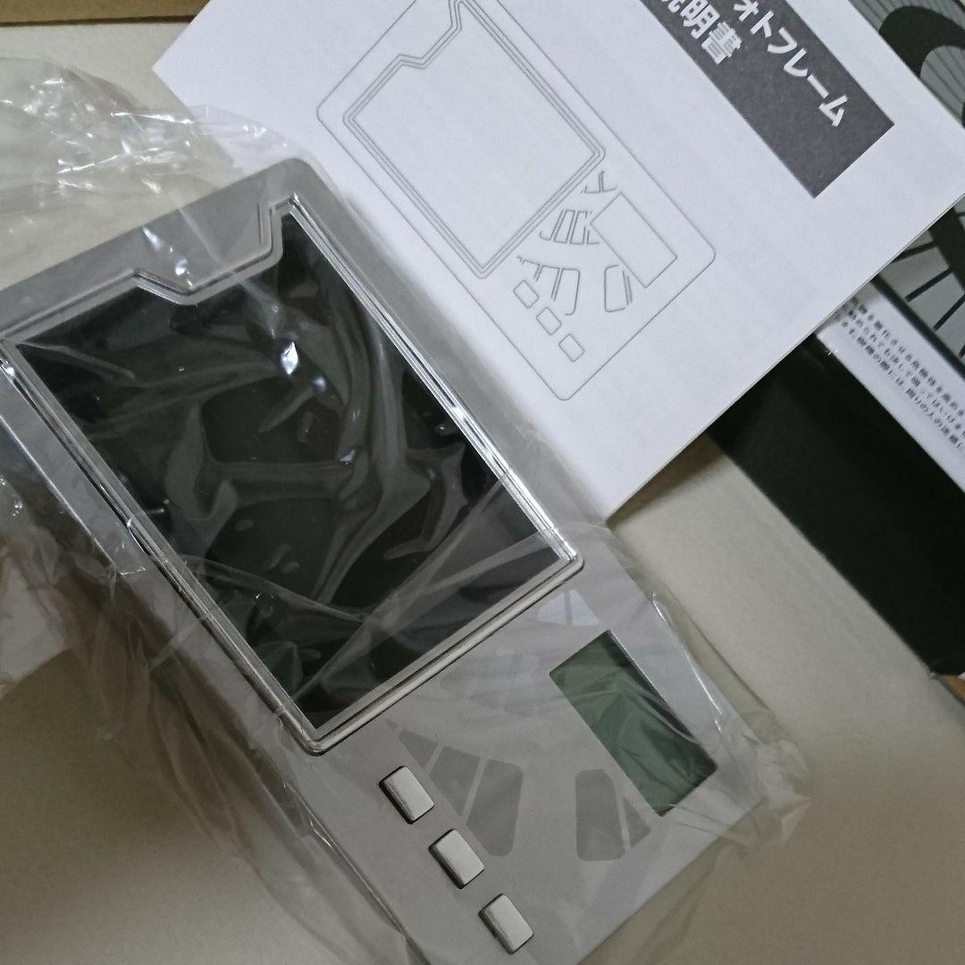 時計付き デジタルフォトフレーム