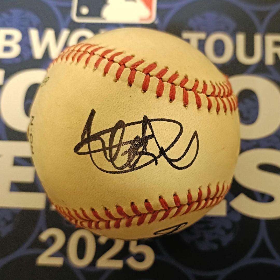 【本物証明あり】王貞治・イチロー／直筆サインボール／イチローは漢字サインも！