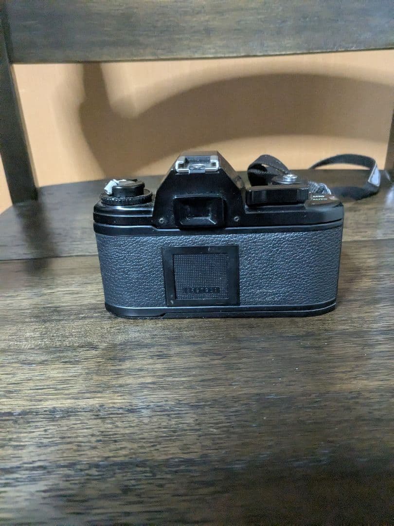 Nikon EM SB-Eスピードライト付き