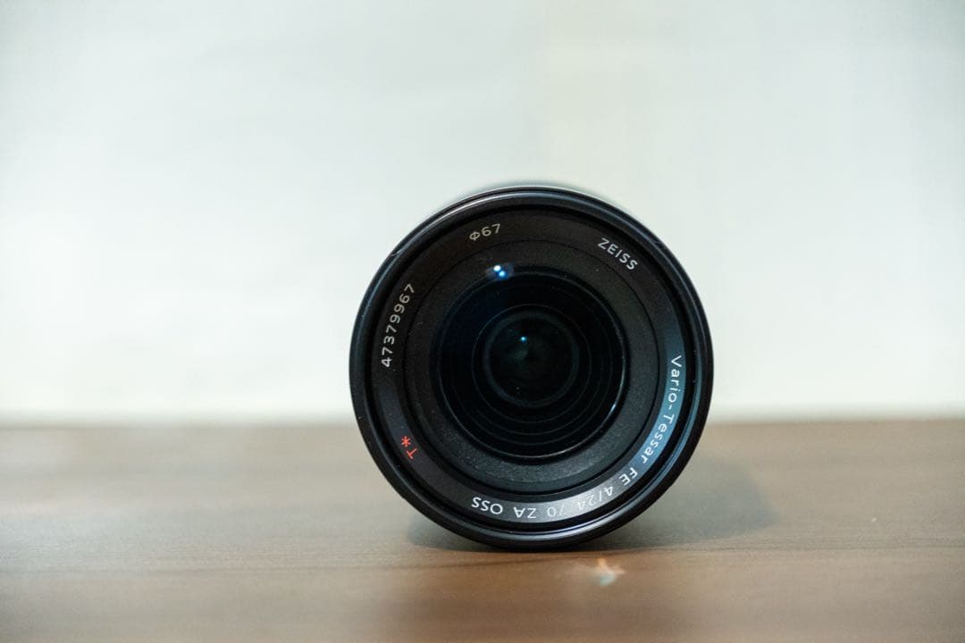 Vario-Tessar T＊FE 24-70mm F4 (SEL2470Z)