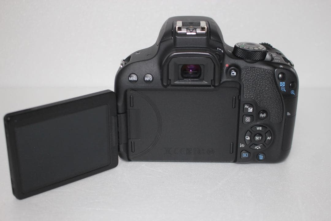 キャノン Wi-Fi＆動画　 canon kiss x9標準＆望遠レンズセット