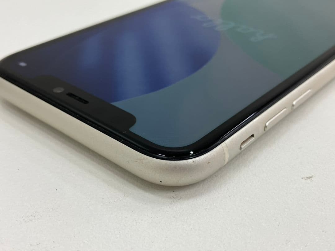 【iPhone11】SIMフリー　64GB