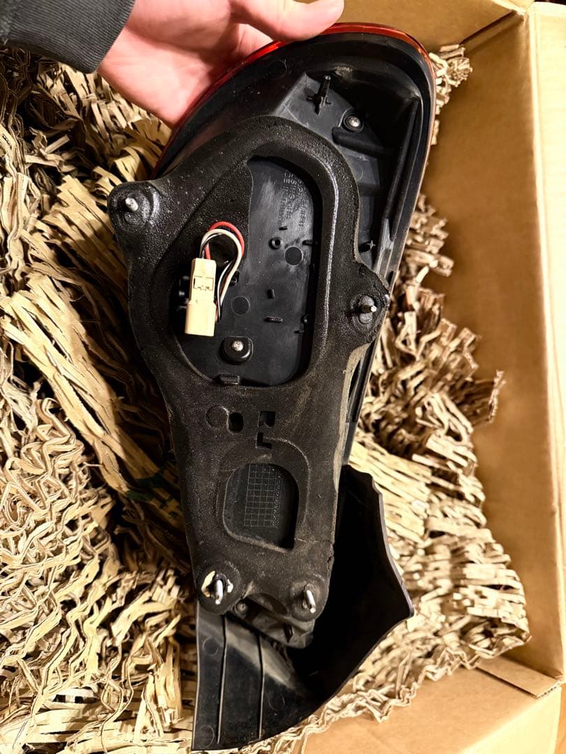 86 tom's テールランプ