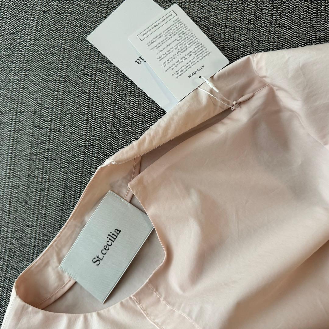 【新品未使用】ガーリッシュ　パプリカブラウス　ピンク