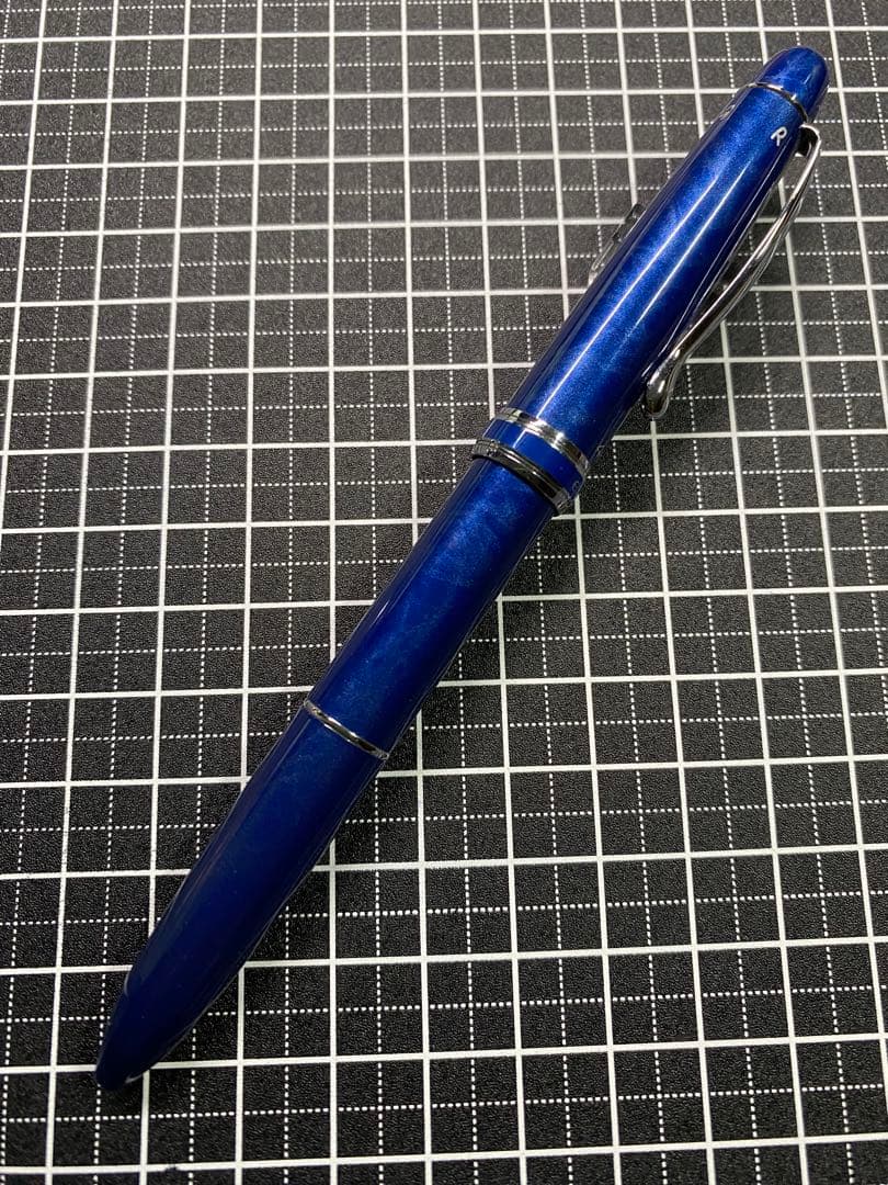 PILOT EXECT 4C BLACK&BLUE 多機能ペン
