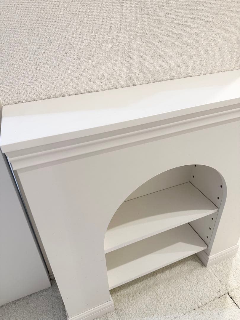 ホワイトマントルピース　韓国風インテリア