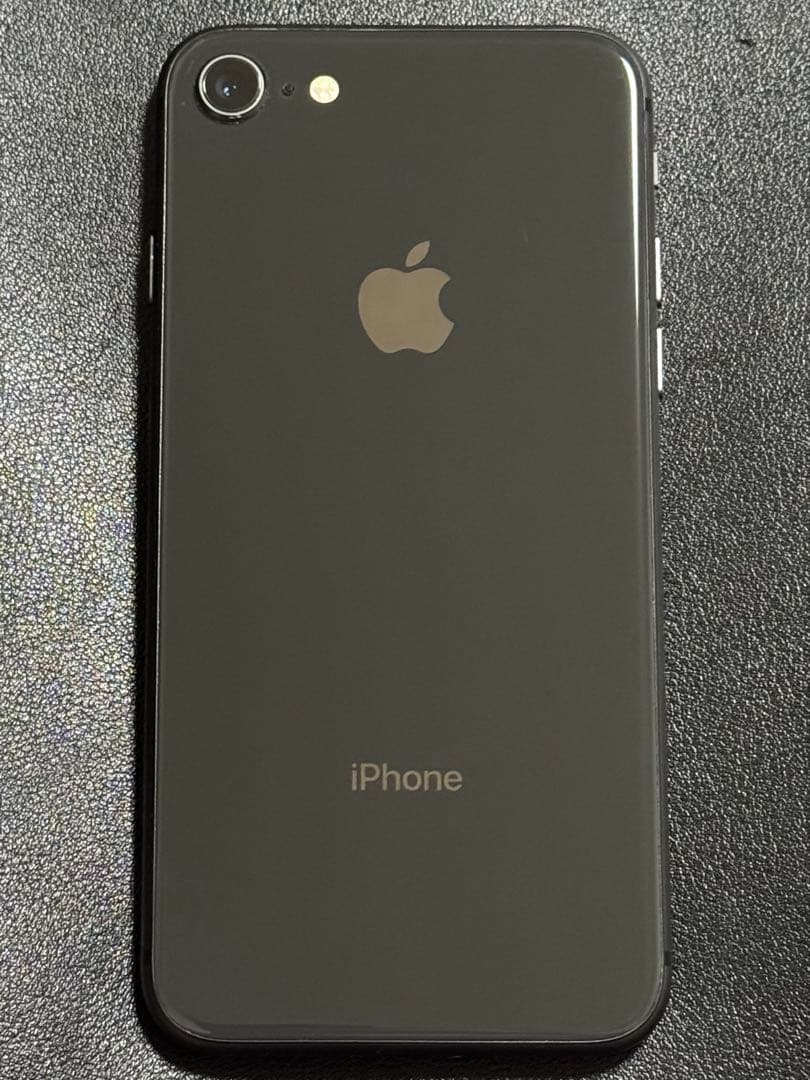 iPhone8 256GB バッテリー最大容量77%