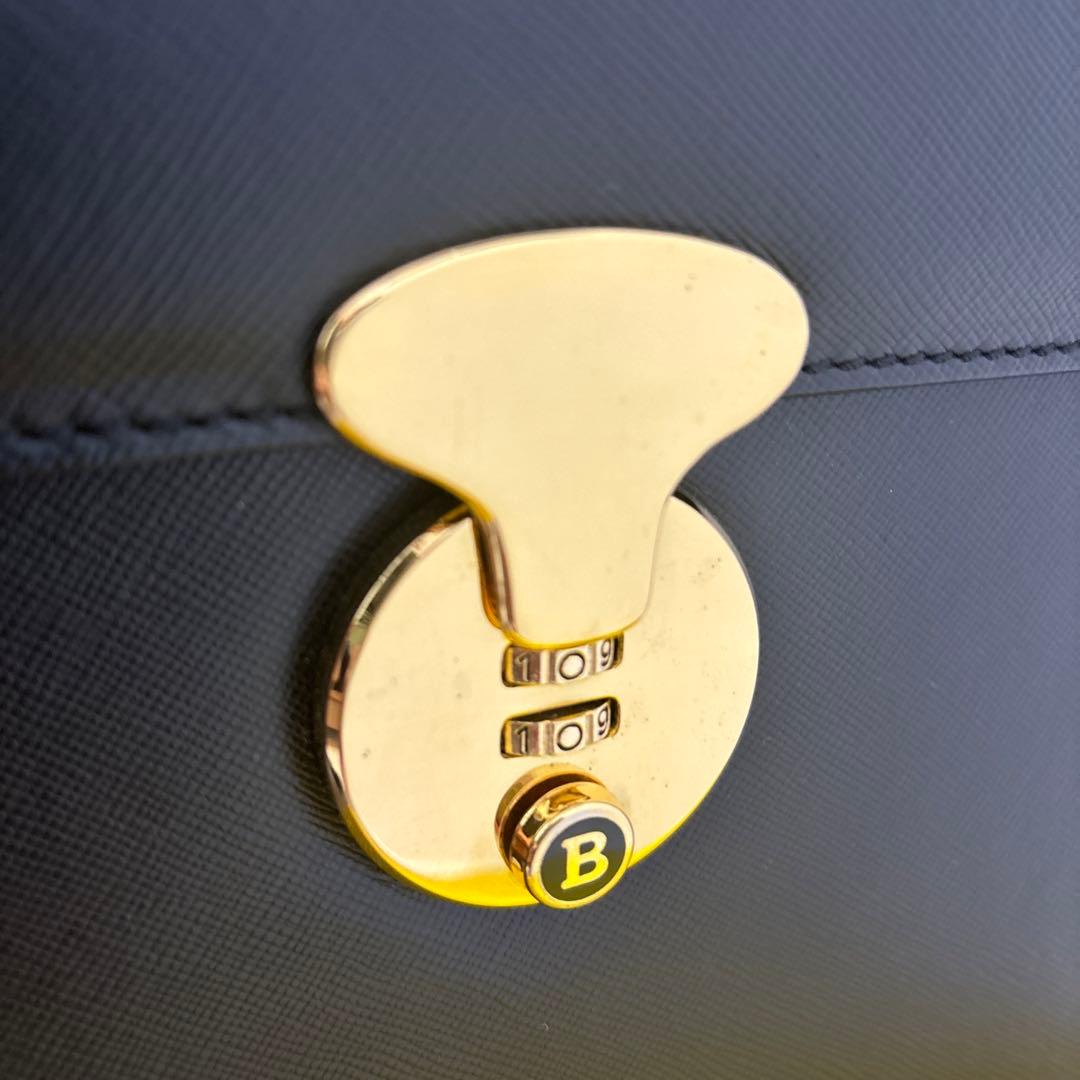 美品　バリー BALLY ビジネスバッグ　黒