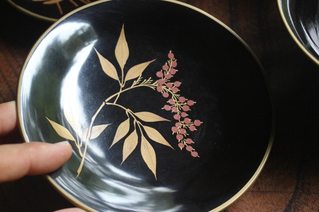 時代朱漆に内見返絵替わり草花蒔絵のお椀5点（検輪島塗蒔絵椀雑煮椀