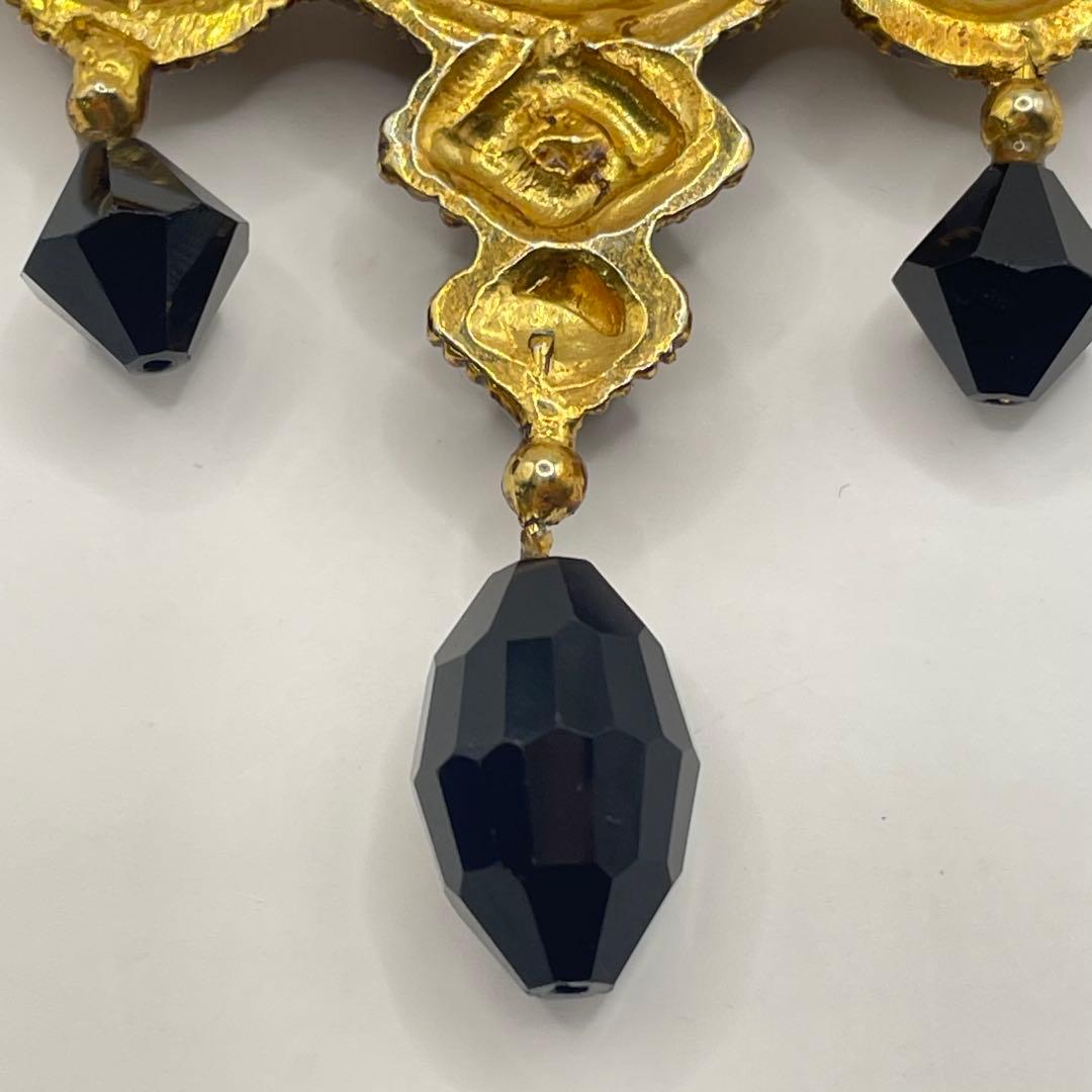 TH-M0546　ANTIGONA アンティゴナ ブローチ ゴールド