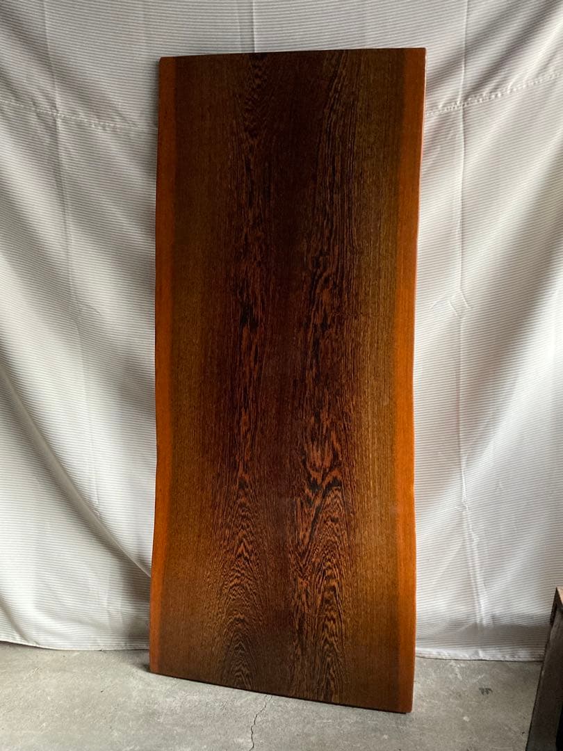 無垢　一枚板　カウンター　ブビンガ?