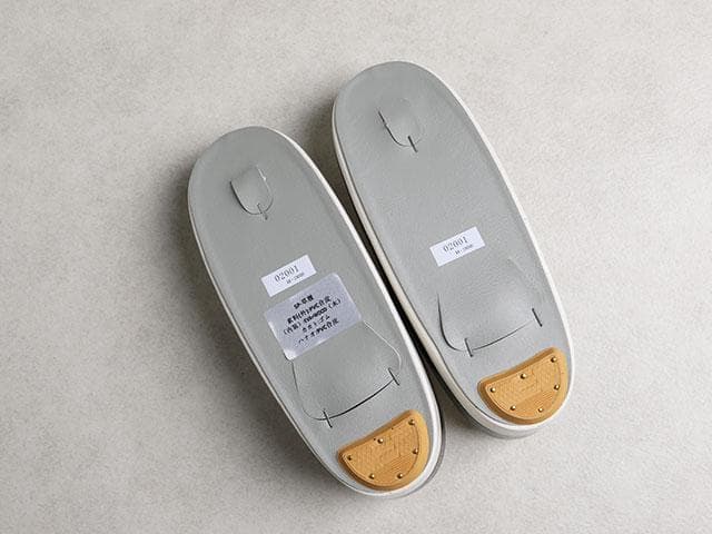 【新品】草履バッグセット 草履24cm (白&黒)　丸型　02001