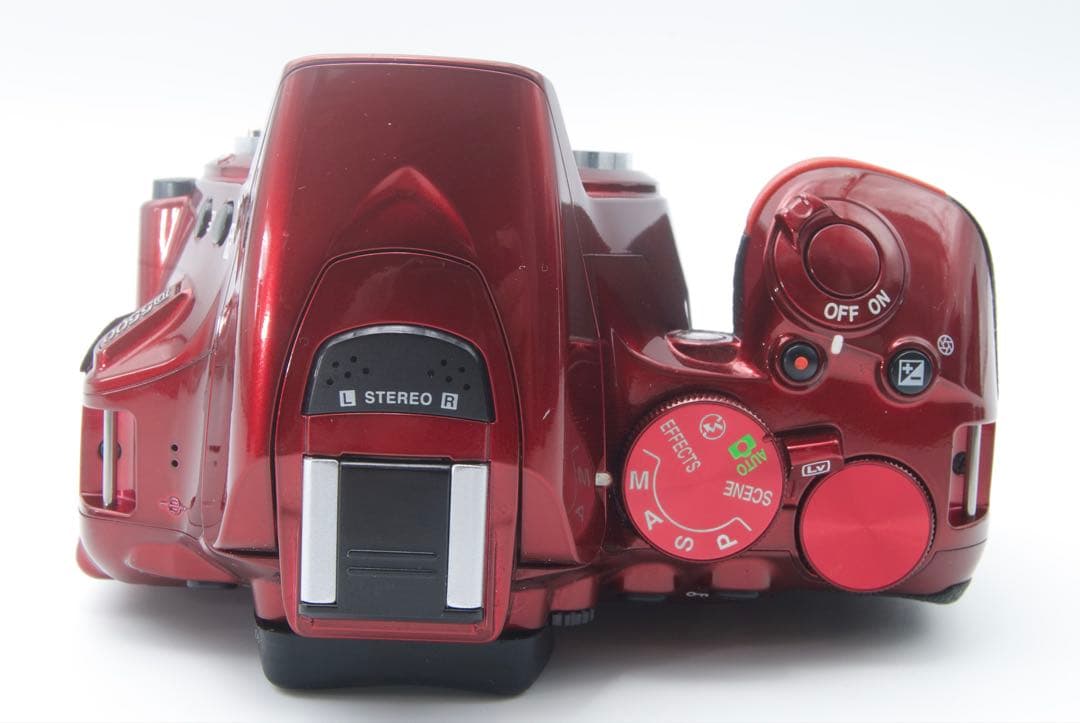 【Wi-Fi搭載】Nikon D5500 レンズキット　レッド　スマホ転送　希少