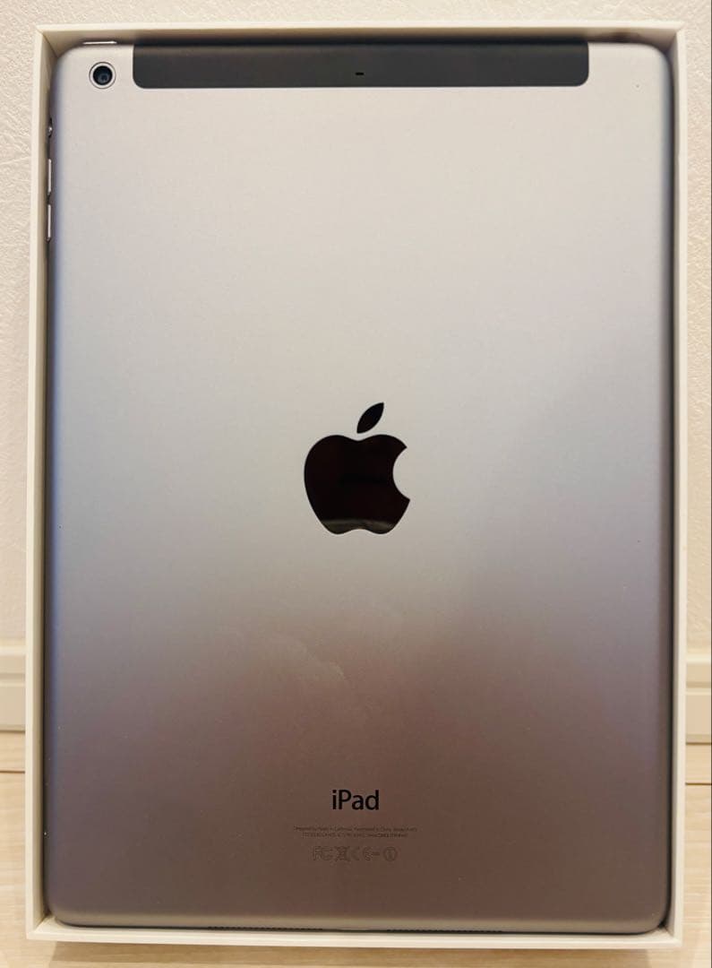 iPad Air Wi-Fiモデル 32GB MD792JA/A