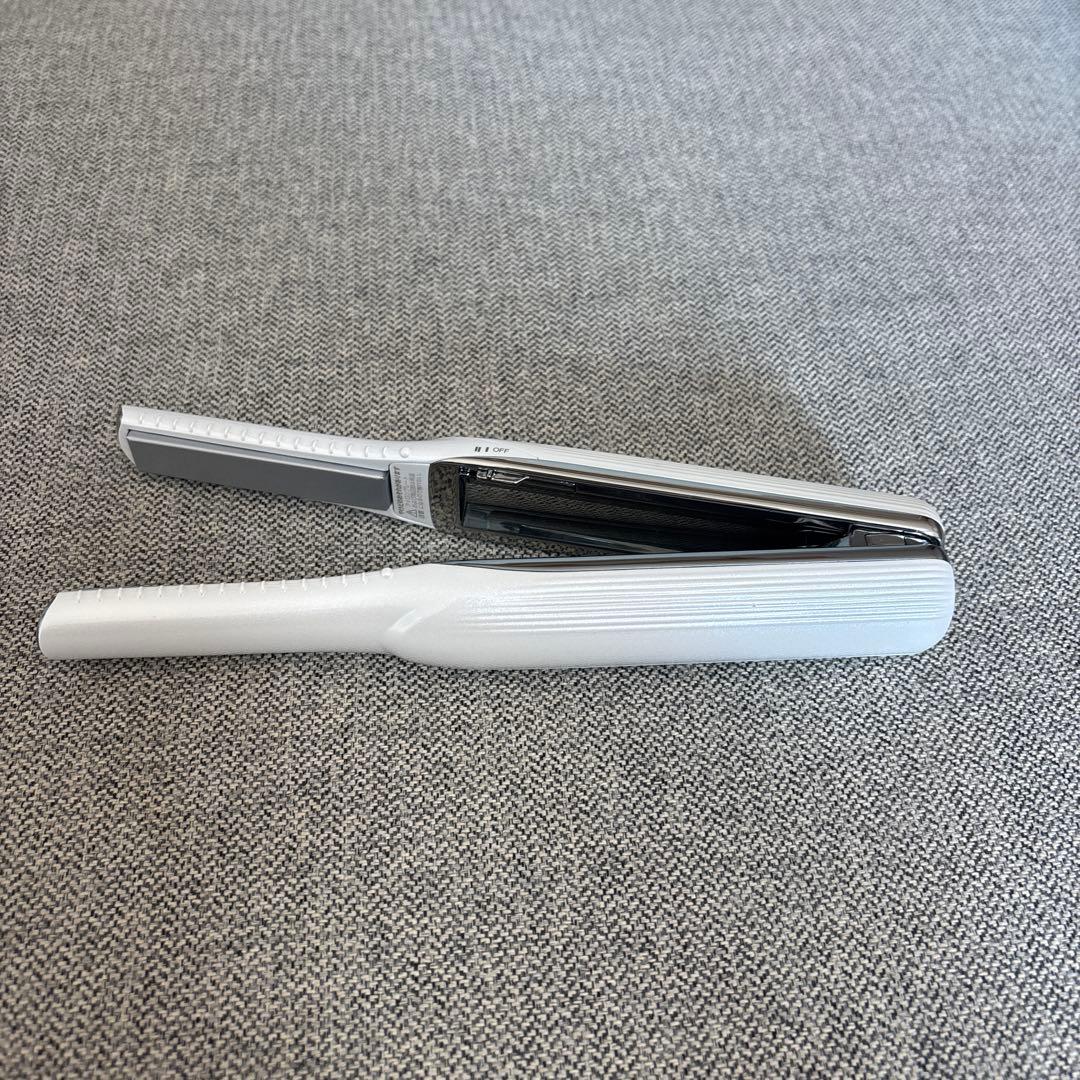 美品✨ リファ フィンガーアイロン ホワイト RE-AI02A ReFa
