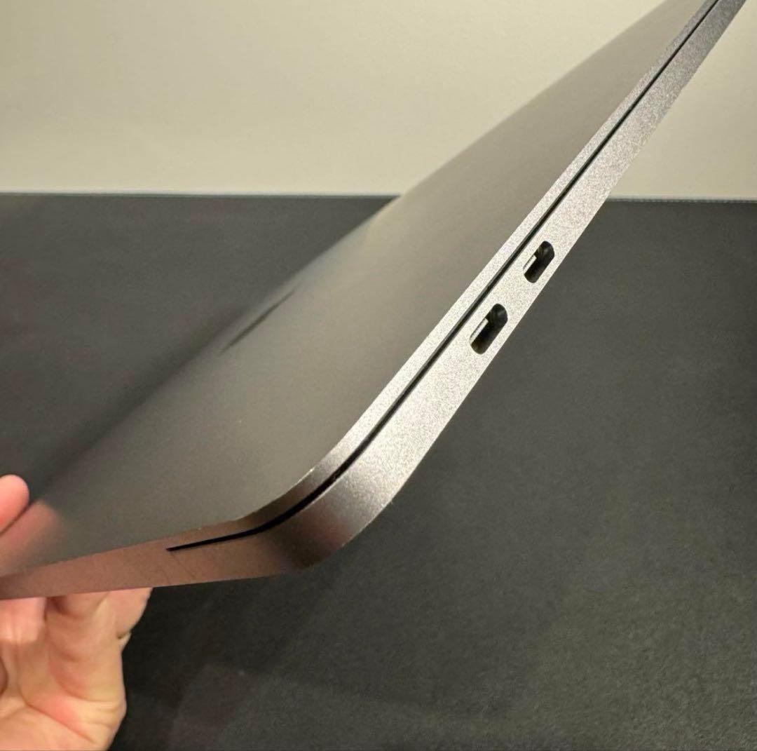 【美品中古】MacBook Pro 2017(13.3’) ＋オマケ