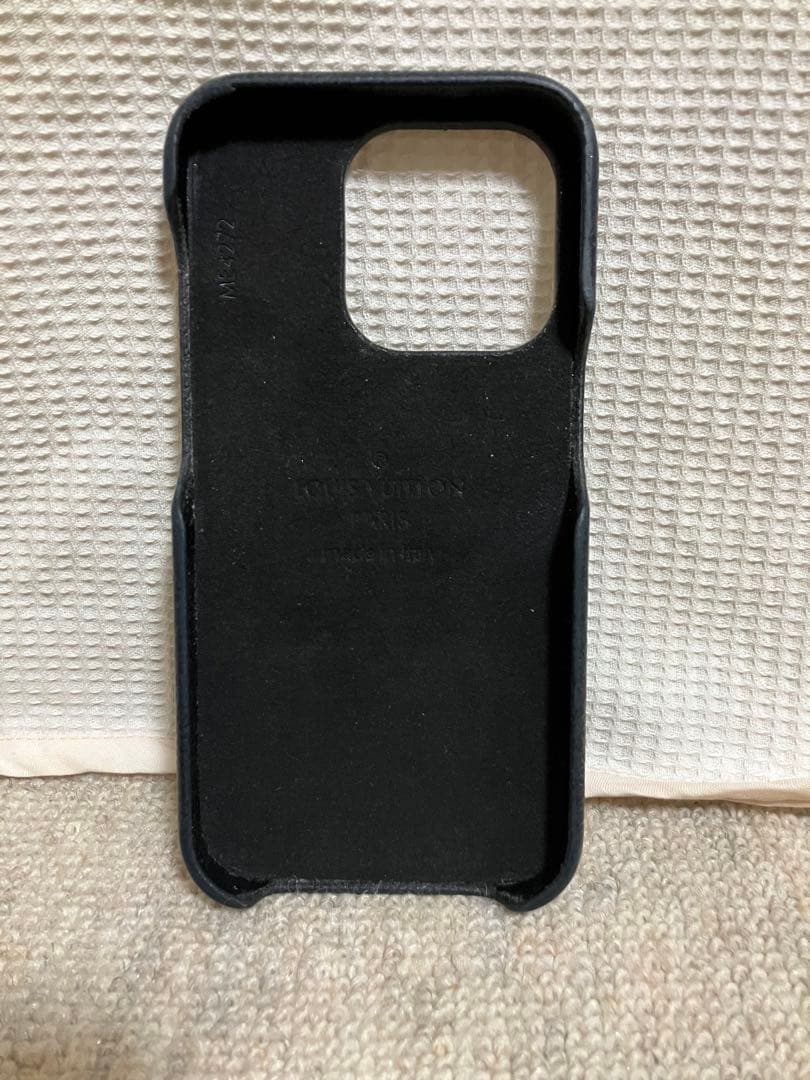 本物、箱付き！Louis Vuitton iPhone14Pro用ハードケース