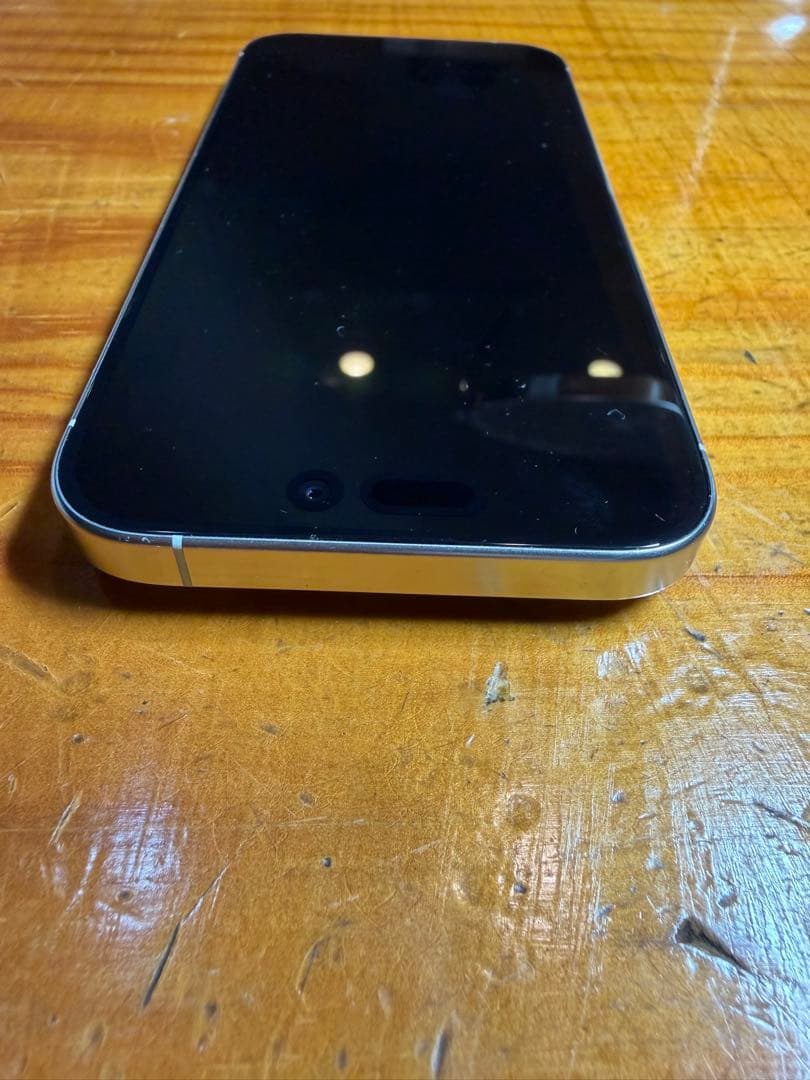 値下げ！！iPhone 15Pro ホワイトチタニウム 128GB SIMフリー