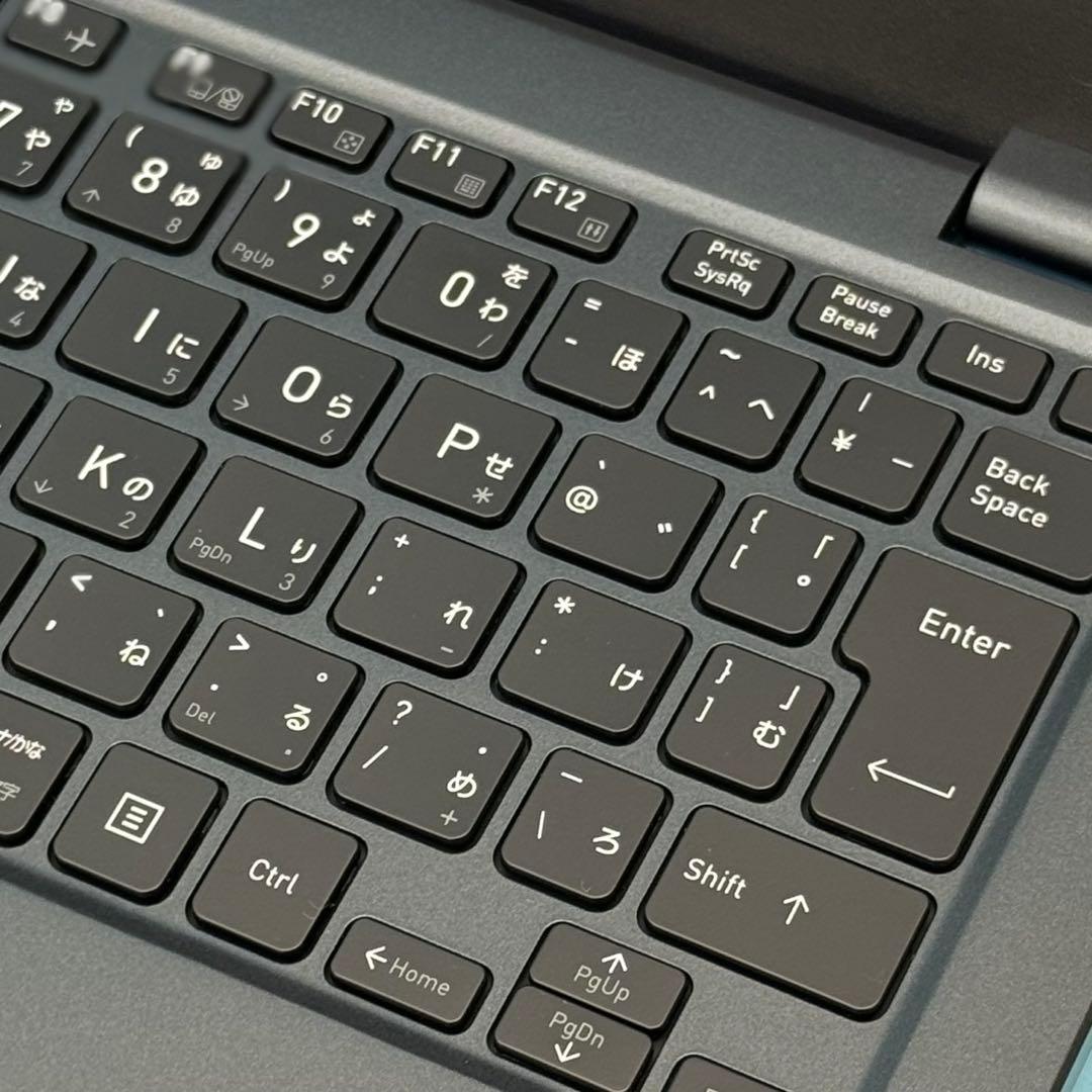 834 美品 dynabook G83/KW 第12世代 16GB office