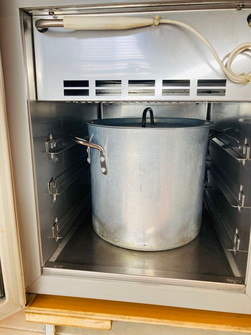 卓上型ブラストチラー　急速冷凍庫100V服部工業 BF030AG 2022年製