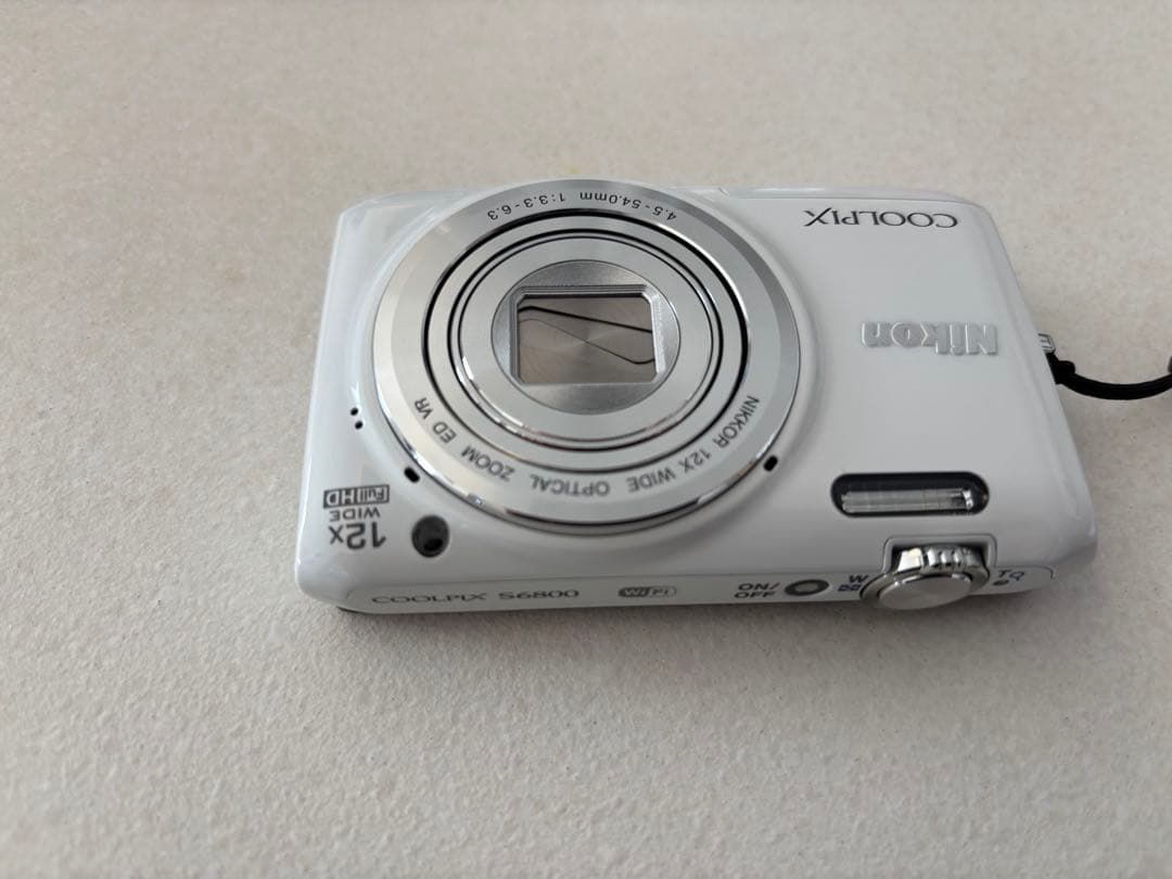 Nikon COOLPIX S6800 ホワイト デジカメ　13086