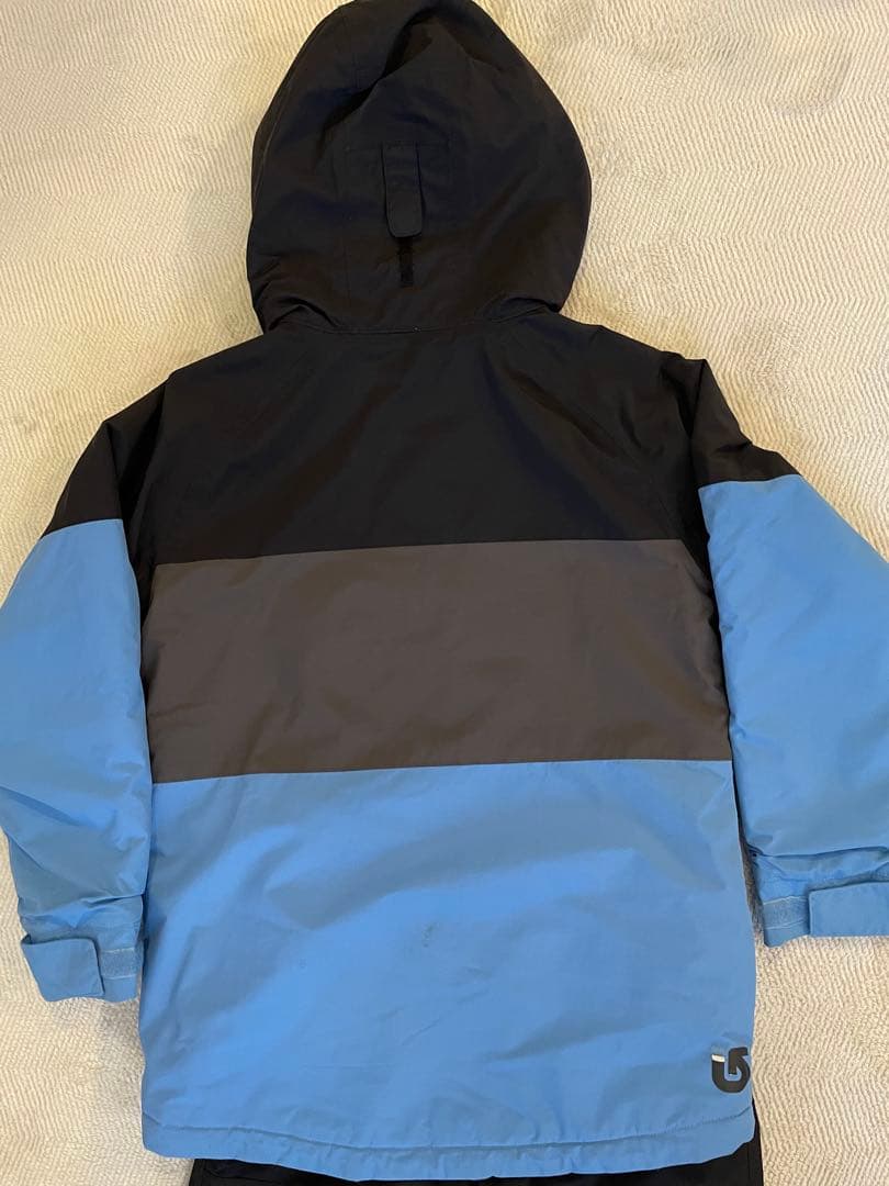 BURTON キッズ用スノーボードウェア（122～135cm）