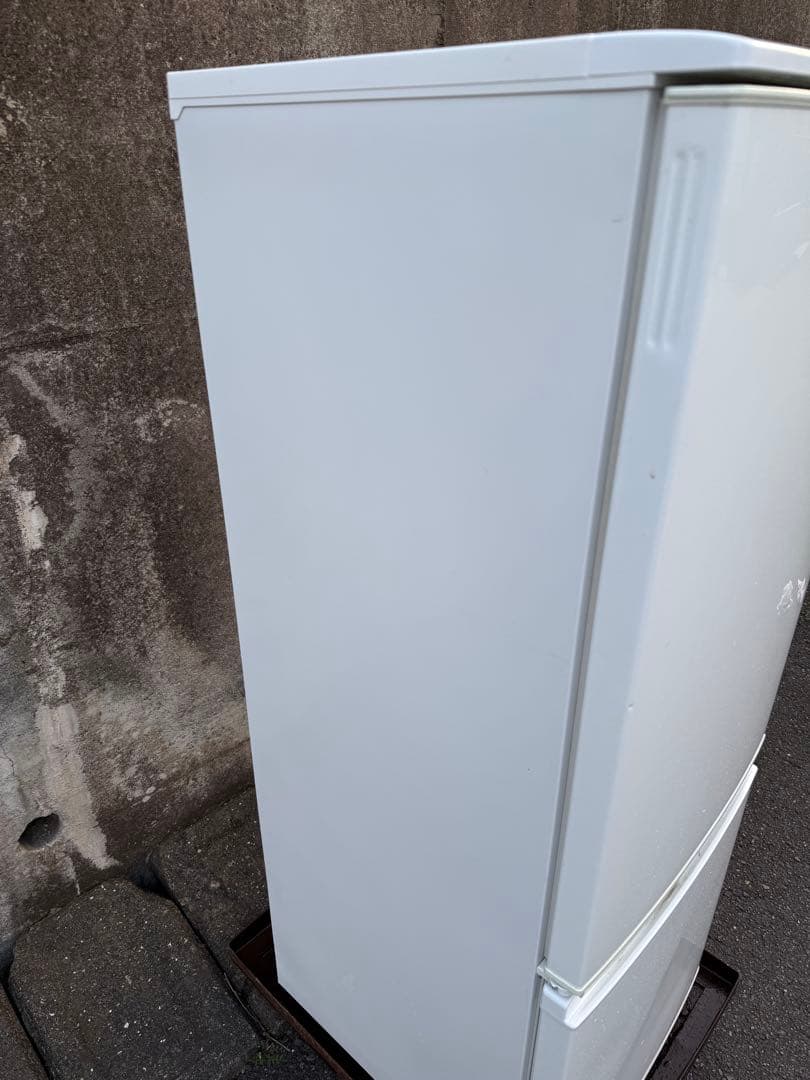 2016年式 167L SHARP 冷蔵庫 SJ-S17B-HG