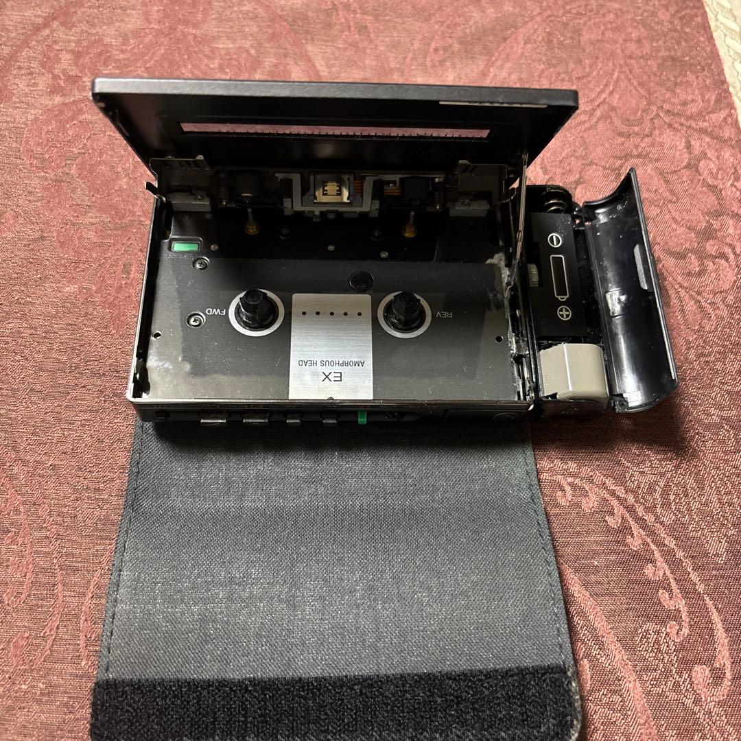 SONY カセットプレーヤー WM-150 カバー付き