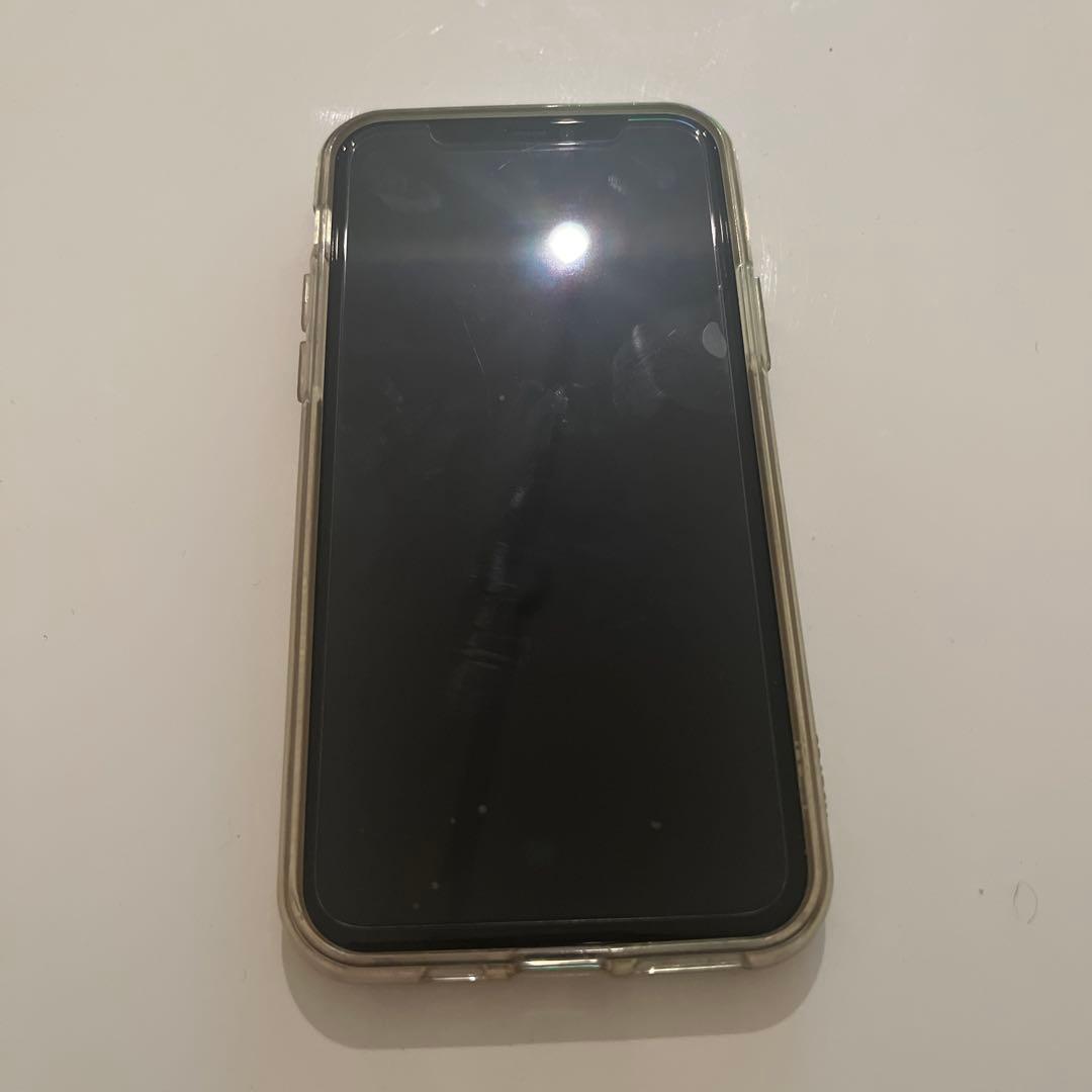 Apple iPhone 11 Pro シルバー 256GB