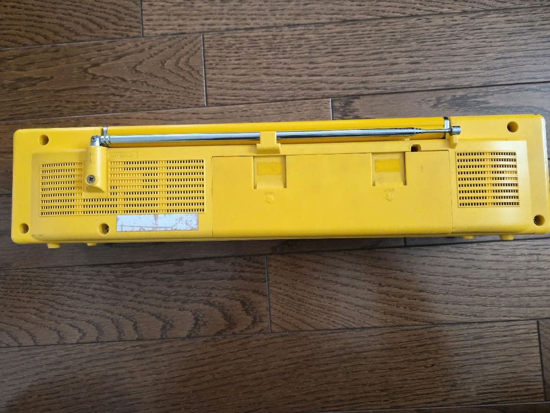 M*S様 【ジャンク品】National F3 ラジカセ イエロー