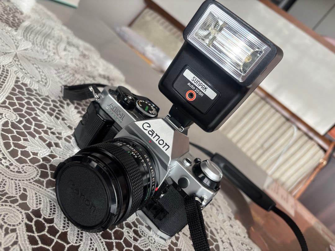 わ*ん様 Canon AE-1 Program 一眼レフカメラ、レンズ、ストロボ