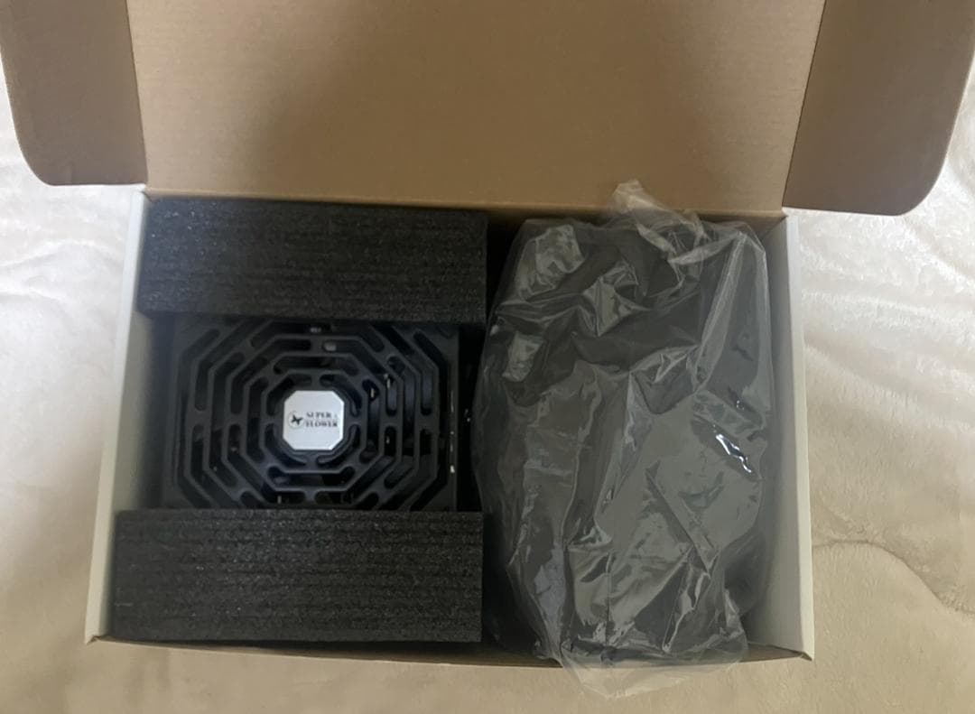 【1000 W】電源ユニット LEADEX SE PLATINUM認証
