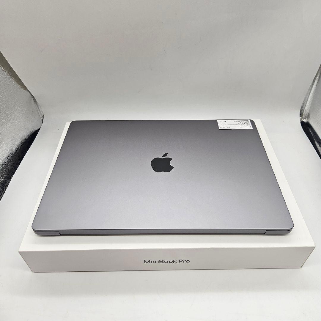 L*c様 MacBook Pro 2021 16インチ Liquid Retin