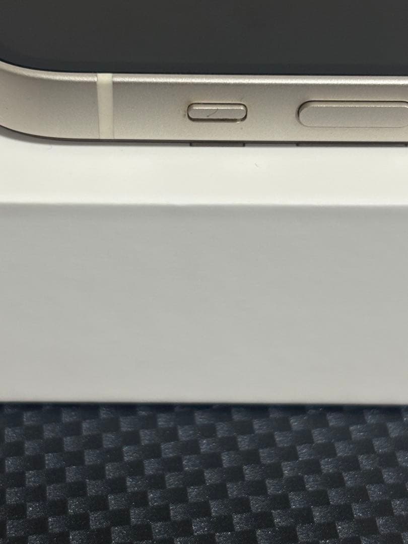 iPhone 12 ホワイト 本体　ジャンク品