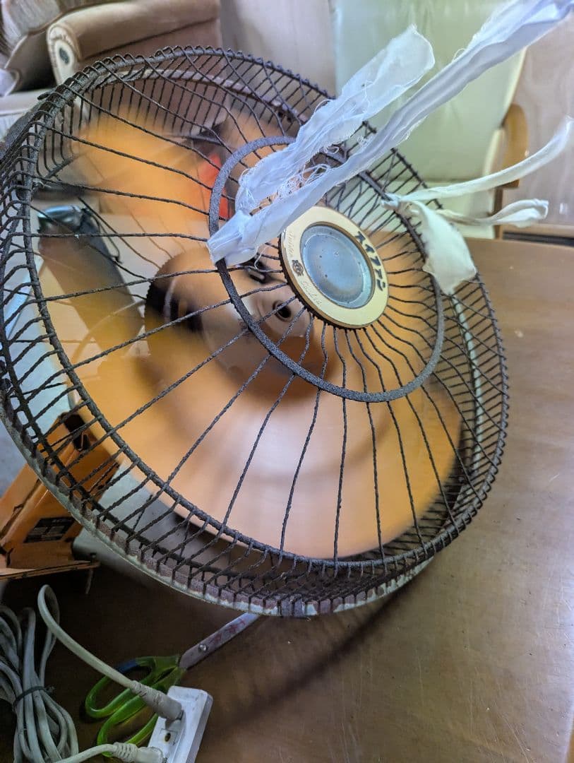 昭和レトロ•壁付扇風機•スイデン壁付扇風機•可動品•金属プロペラ•業務用？•首振