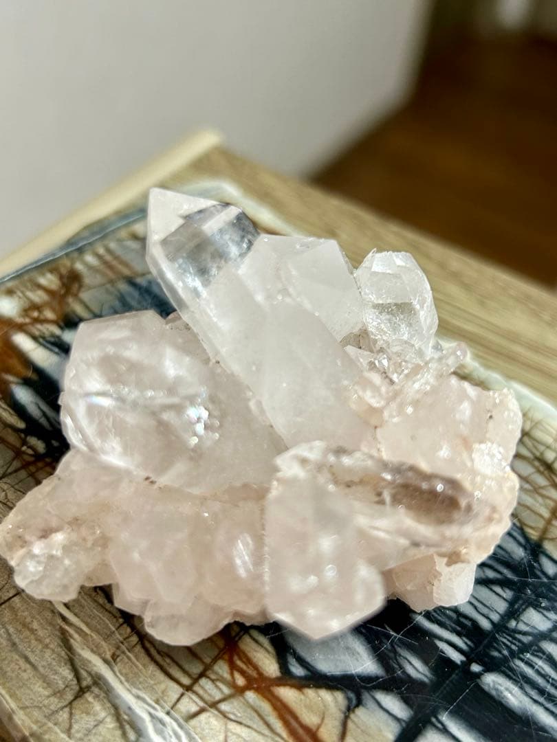 ご縁感謝SALEピンクレムリアン　クラスター　虹あり　キラキラ　天然石