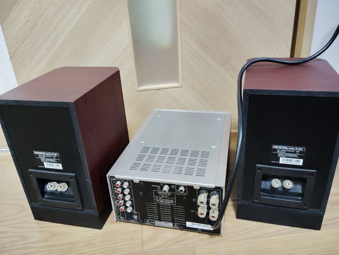 極美品・動作良好✨️ONKYO スピーカー CR-D2 D-D2E CDコンポ