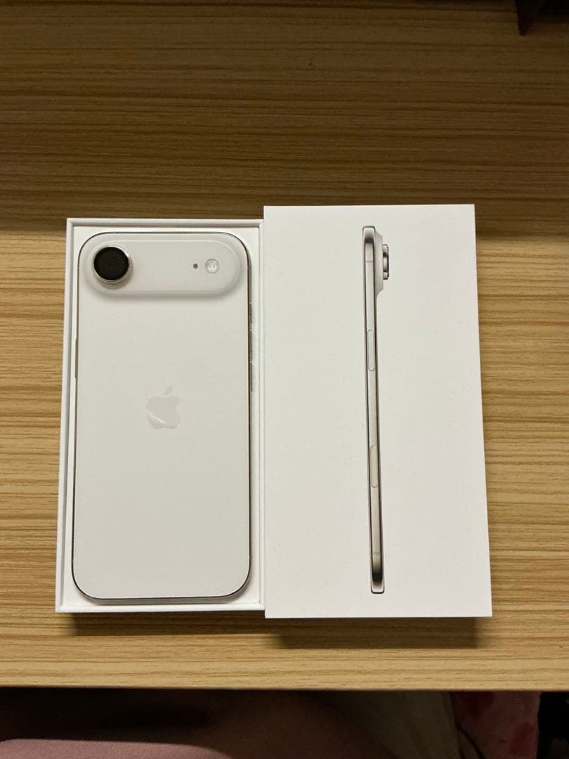 超美品！iPhone17Air ライトゴールド